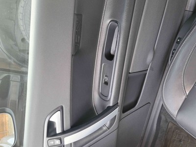 image 14 of interior