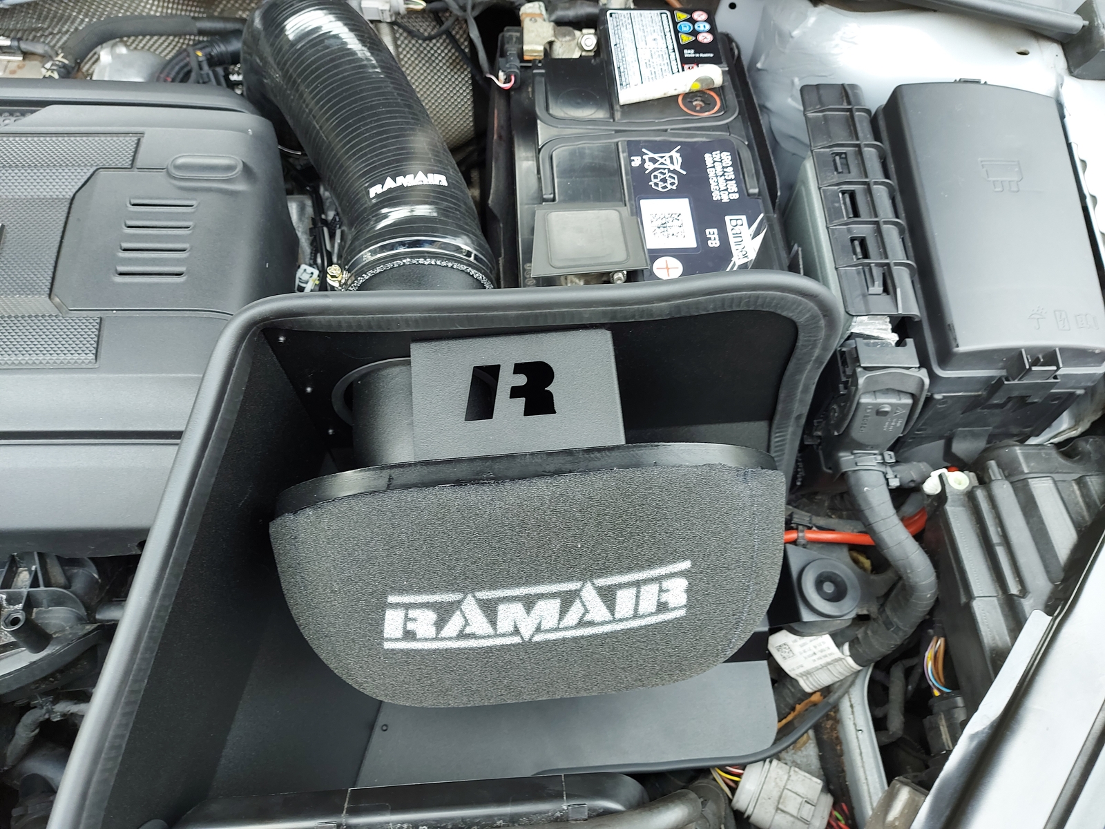 RAMAIR MK7.5 Golf R Induction Kit Air Filter, Heat Shield & Black