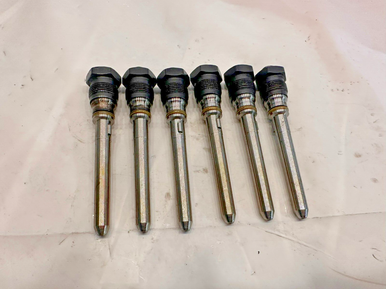 オフ Set Of 6 Cummins ISC/ISL 8.3L 8.9 Injector Fuel Supply