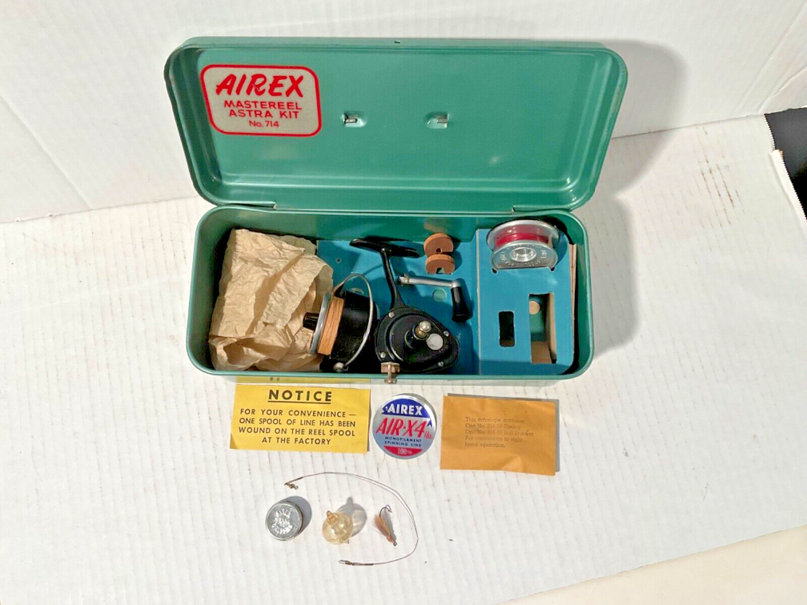 Vtg Airex Mastereel Astra Spinning Reel Tackle Box Kit 714 + Vtg Airex Mastereel Astra Spinning Reel Tackle Box Kit 714 +