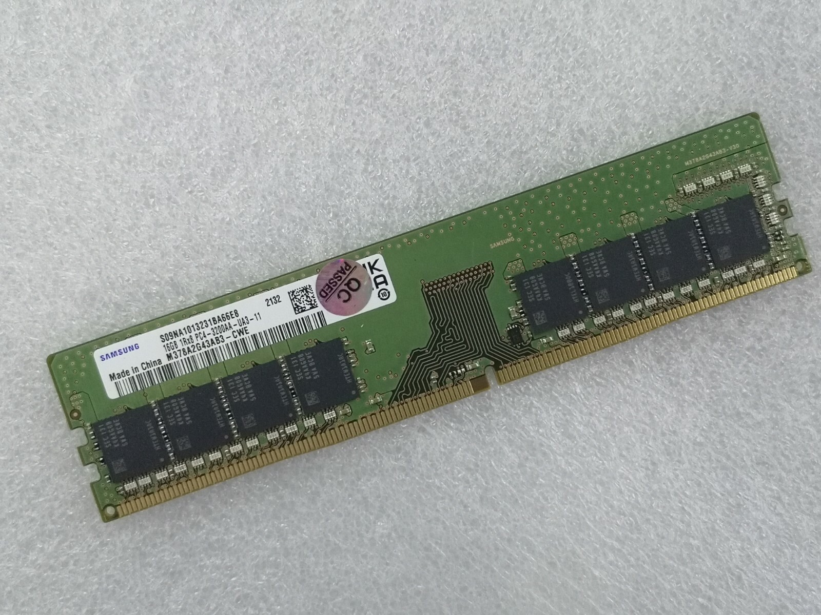Samsung 16GB DDR4 3200 Desktop DIMM RAM 1Rx8 PC4-25600 M378A2G43AB3-CWE 288pin Samsung 16GB DDR4 3200 Desktop DIMM RAM 1Rx8 PC4-25600 M378A2G43AB3-CWE 288pin