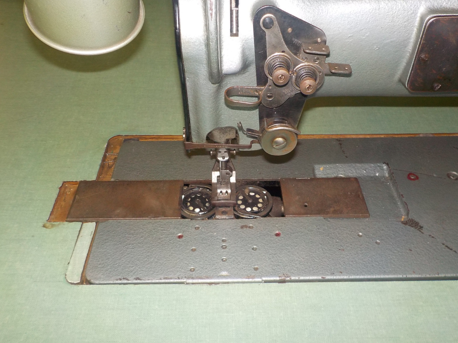 Industrial Sewing Machine Model Singer 145W304 walking foot- Leather
