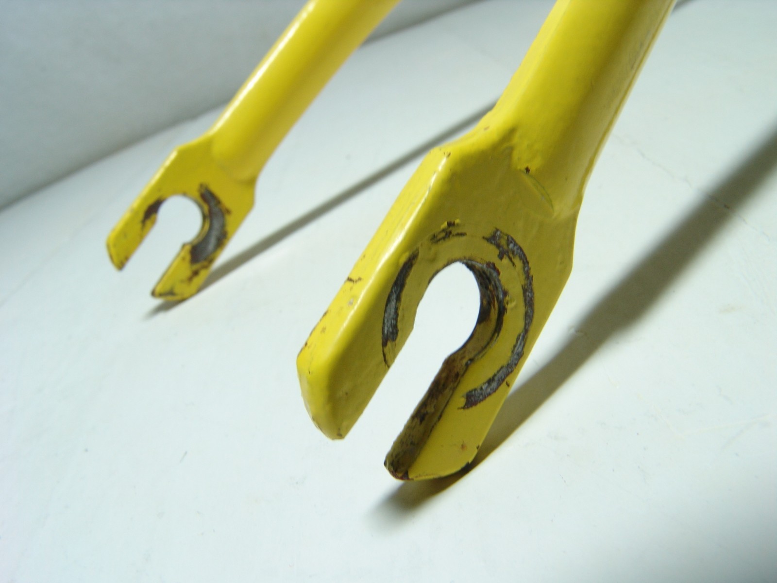 NICE! VTG 1975 SCHWINN COLLEGIATE 724 YELLOW FORK PART RESTORE