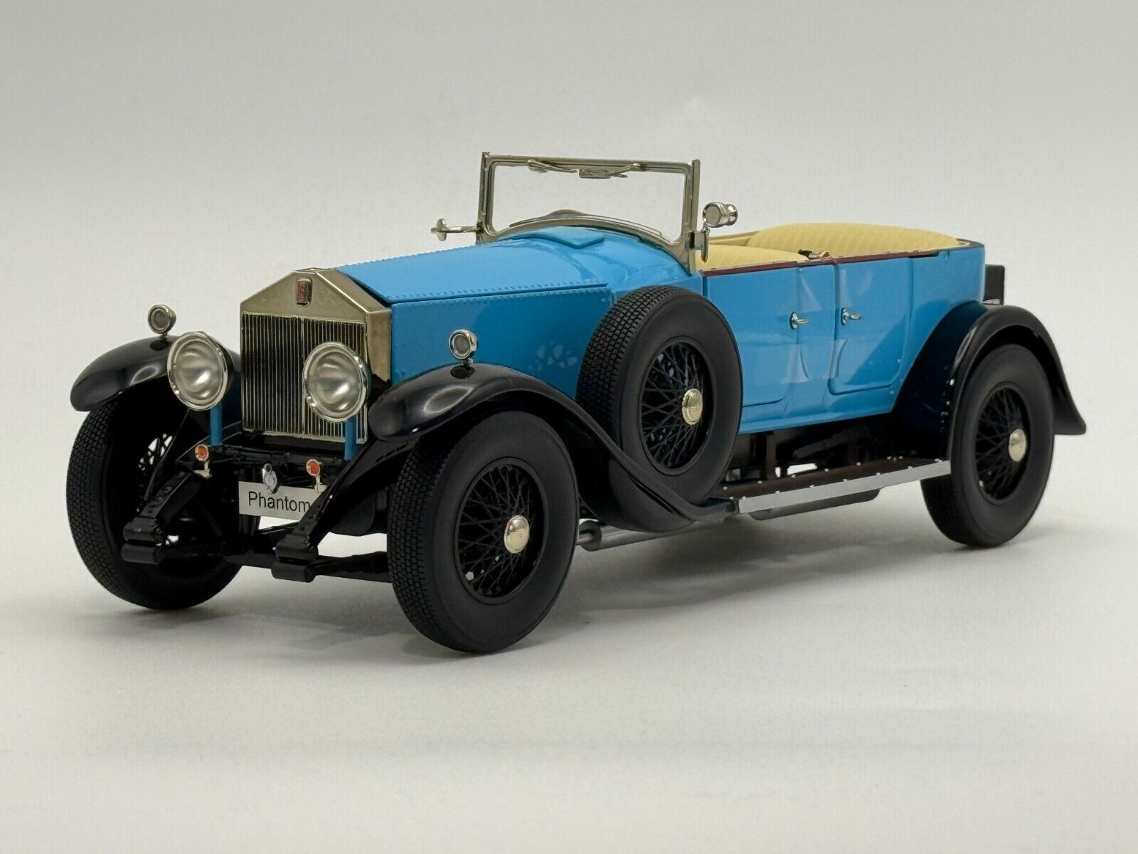 KYOSHO 1:18 Rolls-Royce Phantom I Blue 1927 08931LB Diecast KYOSHO 1:18 Rolls-Royce Phantom I Blue 1927 08931LB Diecast