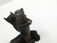 Volvo V60 D4 10-13 2,0d 120KW Injektor Einspritzdüse Zyl.3 Volvo V60 D4 10-13 24.03.2011 31303238 0445116046 gebraucht Vorschau 4