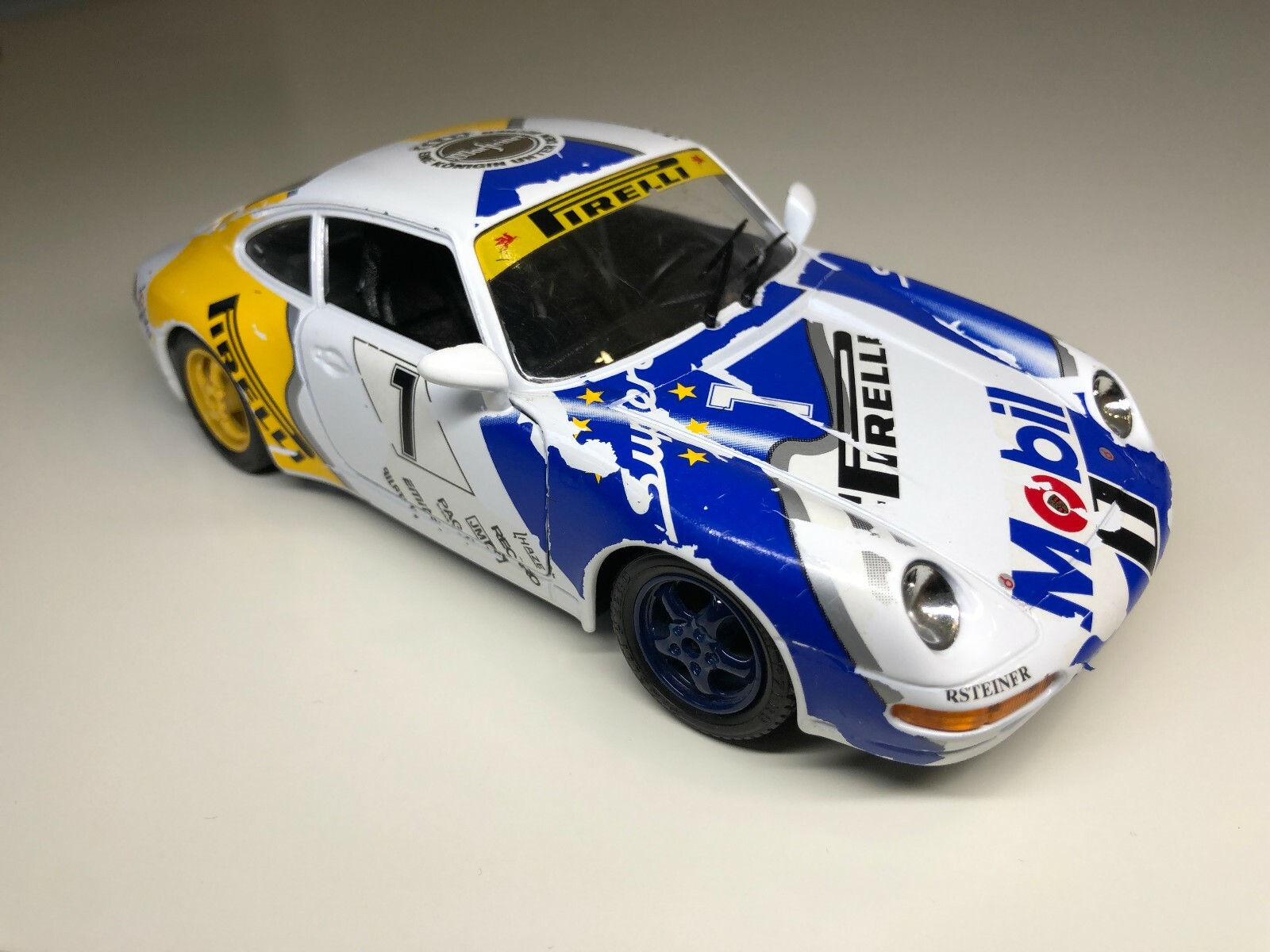 Burago ポルシェ911カレラ Bburago(ブラーゴ) Porsche 911 Carrera 1