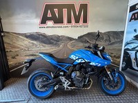 SUZUKI GSXS 8S, CUSTOM GRAPHICS KIT, BRAND NEW PRE REG, 7Y WARRANTY, (ATMOTO)