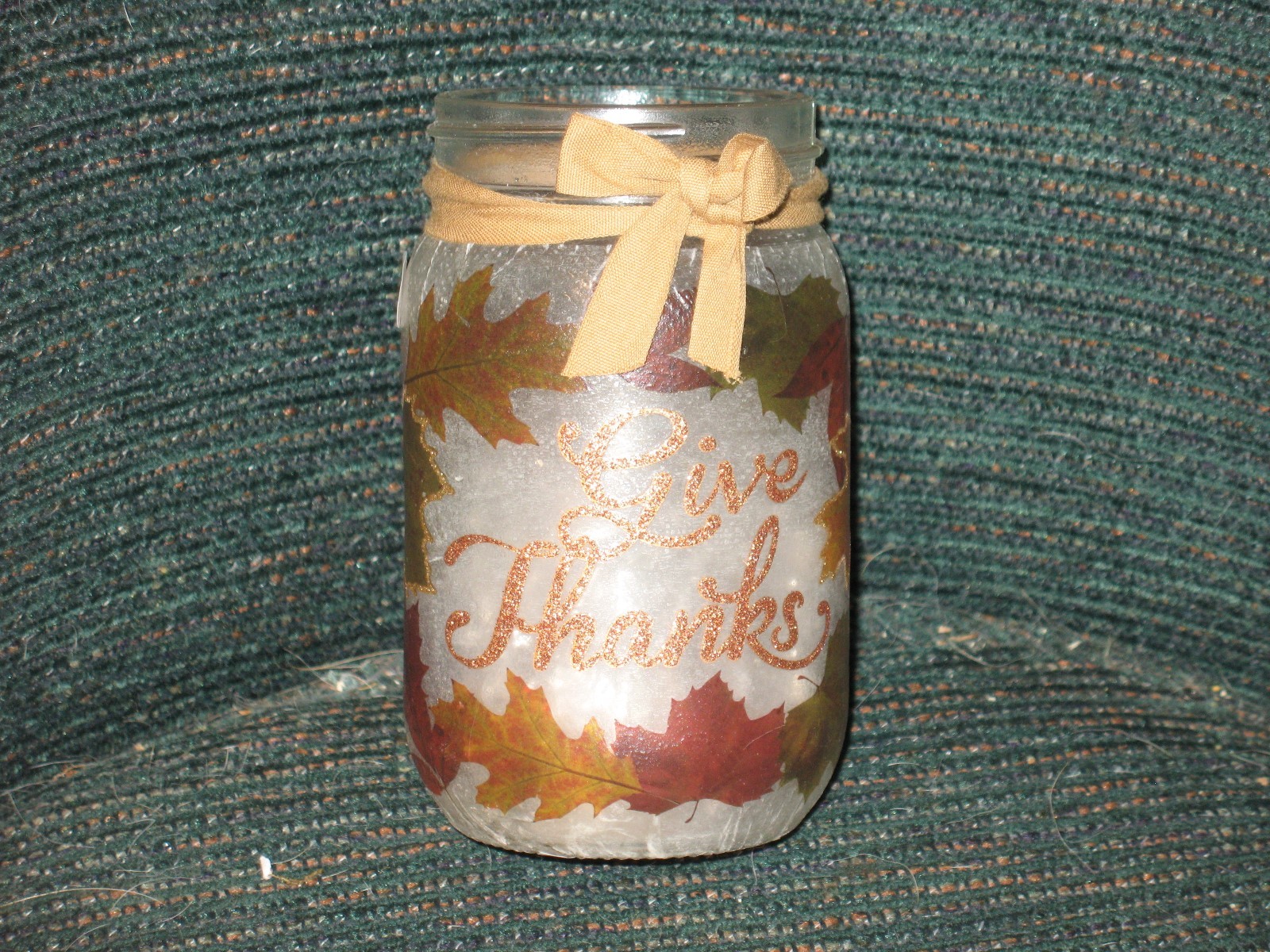 Frosted Glass Jar w/ LED Twnkling Fairy Lights  Leaf Motif Craft