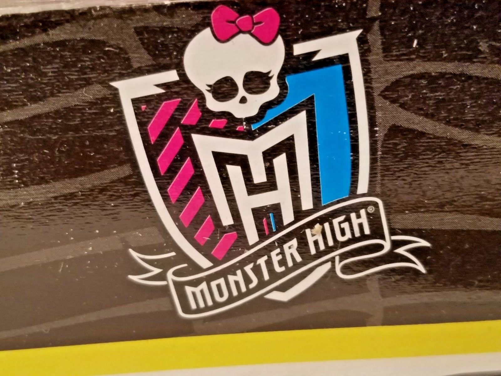 Draculaura Doll Monster High Skullette Mattel 10