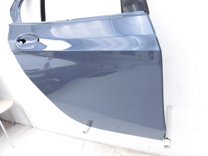 BMW F40 M135i 19-25 5T Tür Rechts Hinten C3N BMW F40 M135i 19-25 16.03.2021 8737064 41528737064 gebraucht Vorschau 5