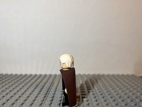Lego Star Wars - Count Dooku Minifigure (from 75017, 2013)