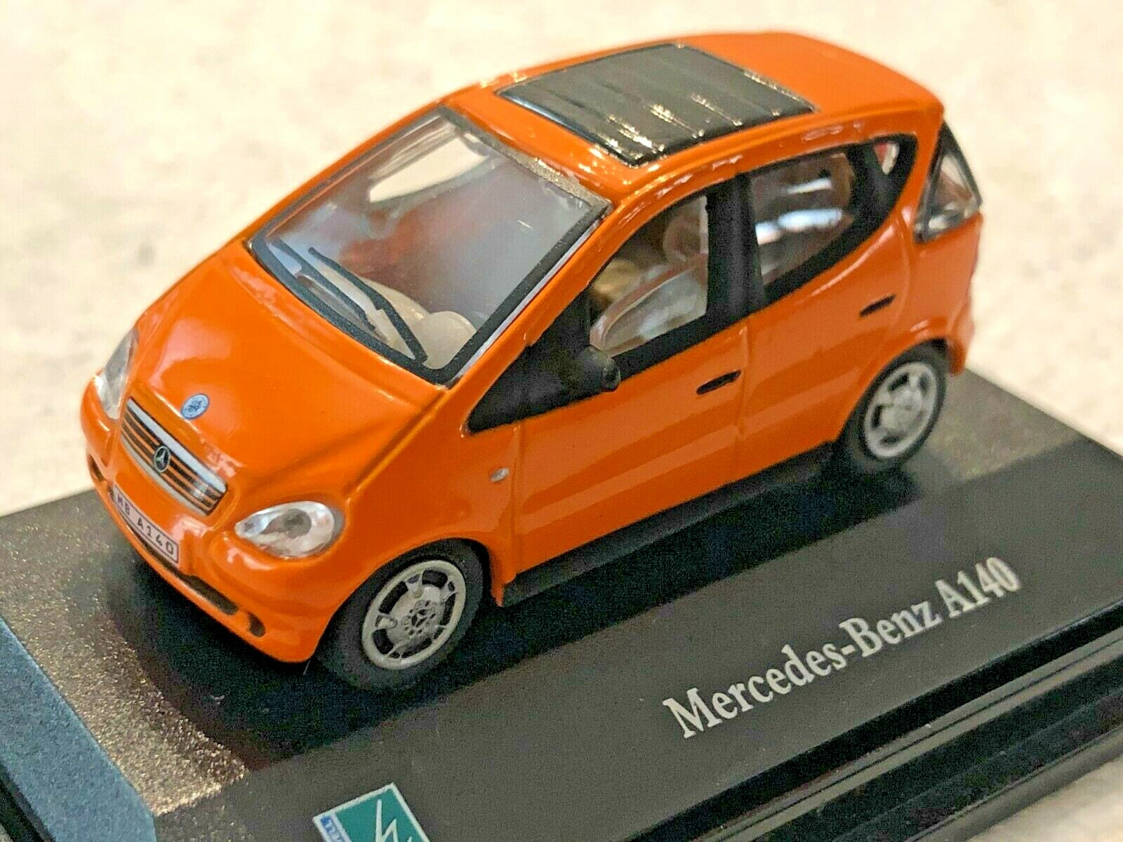 HONGWELL 1/72 Mercedes Vito ① 8台 HONGWELL 1/72 Mercedes Vito ① 8台 HONGWELL 1/72 Mercedes