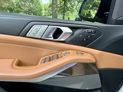 image 6 of interior