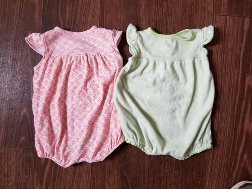 Lot of 2 Carters Snap Rompers -Size 6 Month