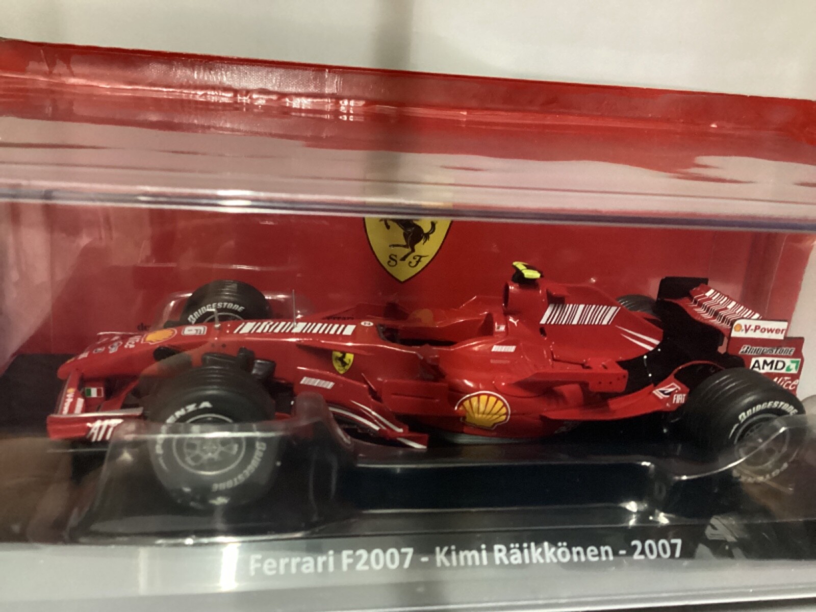 Ferrari F2007 Kimi Raikkonen ミニカー Ferrari F2007, Kimi Raikkonen World Champion 1/24. Die Cast