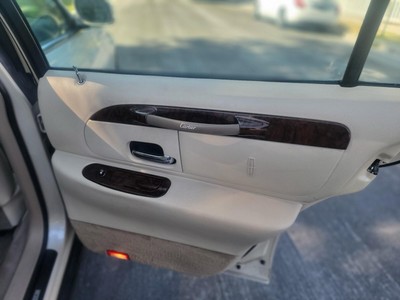 image 18 of interior