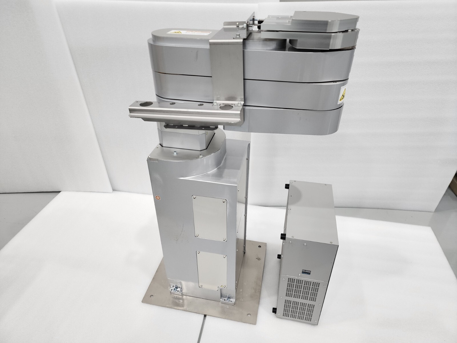 NIDEC SANKYO Wafer Robot SR8241PSK02(FT02168268) Set (As-Is