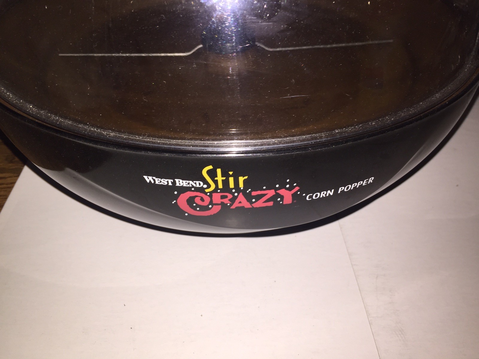 West Bend 82306 Stir Crazy 6-Quart Electric Popcorn Popper 1000W Black