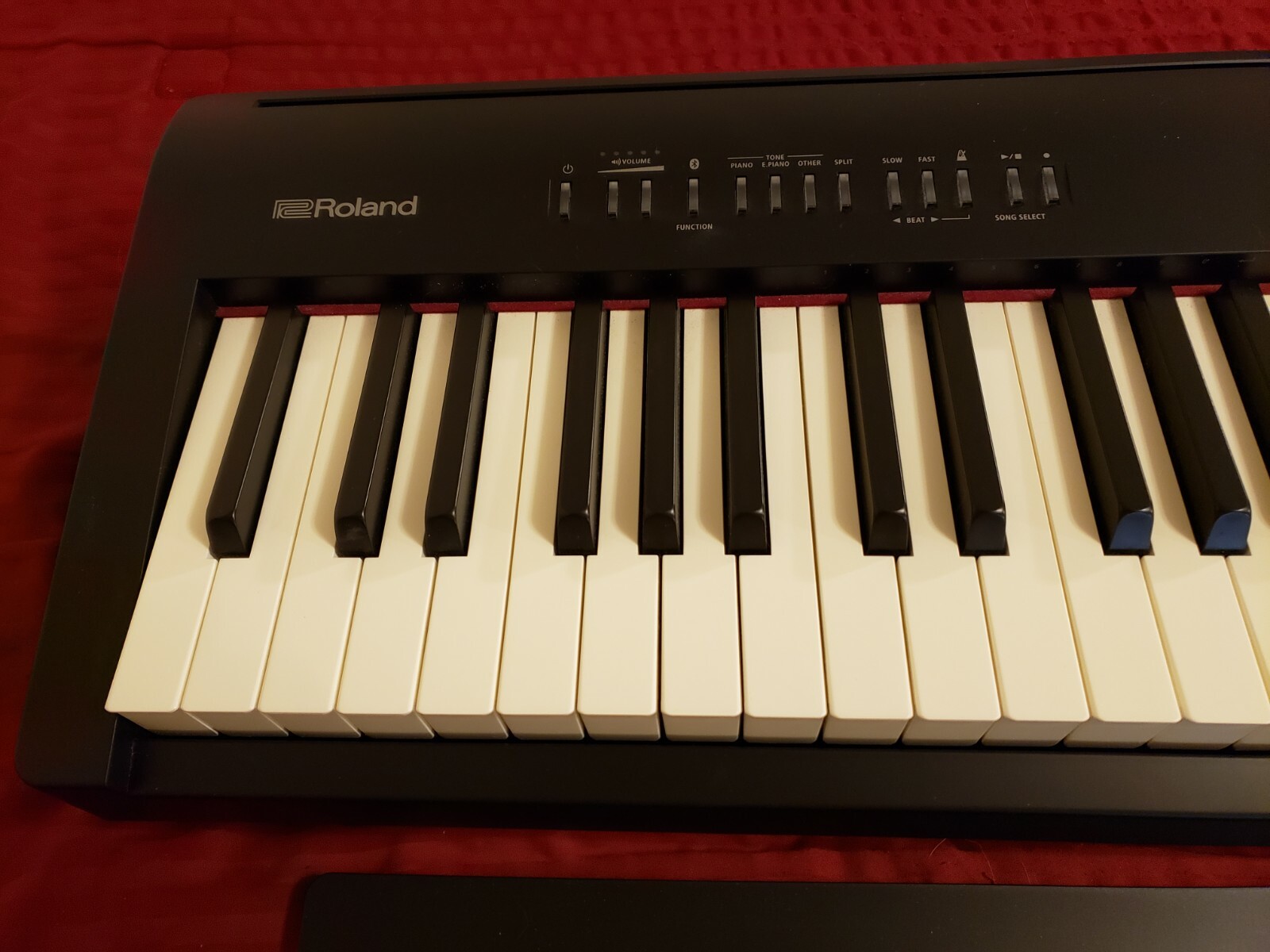 Roland FP-30 88-Key Digital Piano Keyboard - Black