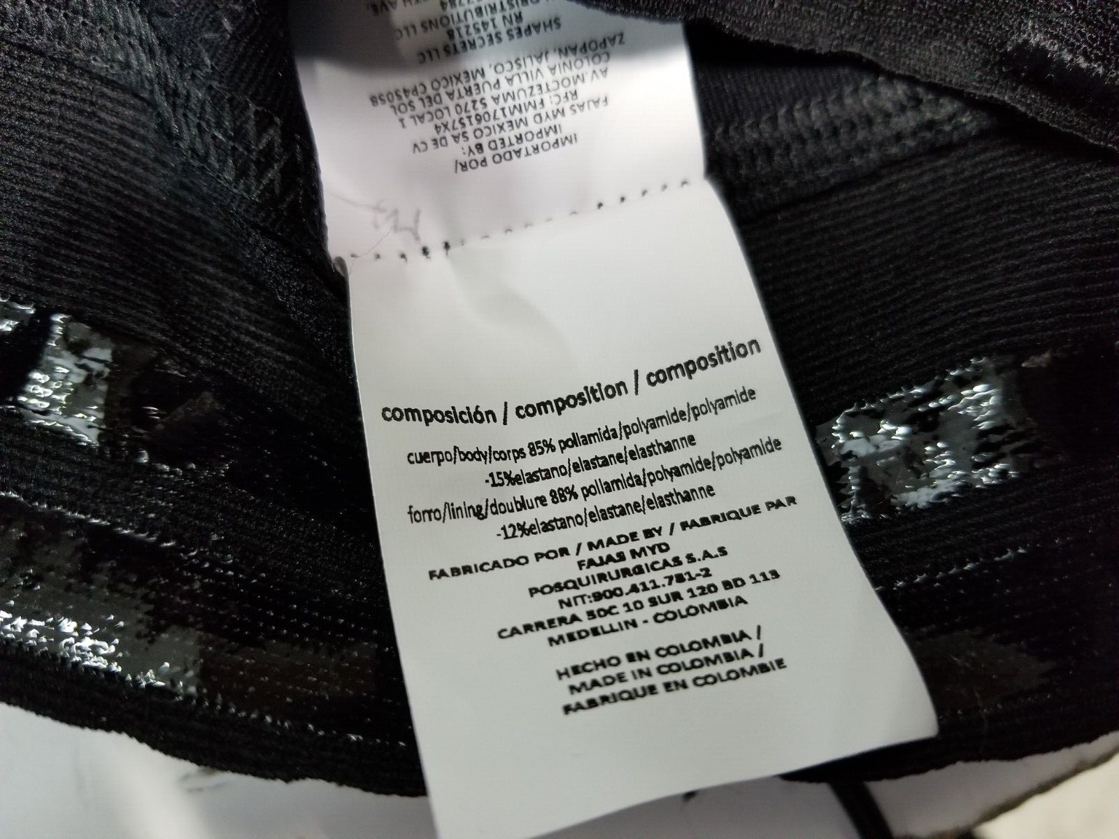 M&D SXA0327 - Short Extra High Waistline Shapewear Sz L - Black