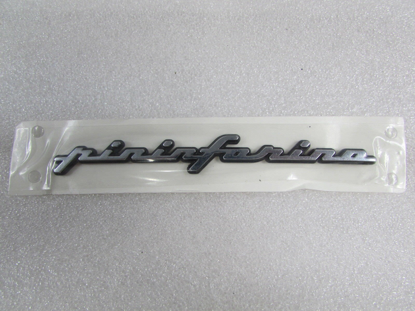 ポスター pininf Pininfarina B95 Wins Red Dot Design Award