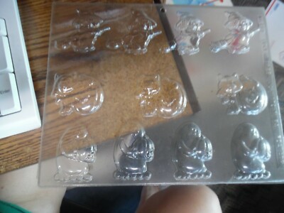 Halloween witch  chocolate candy mold -makes sixteen 1.5'' 