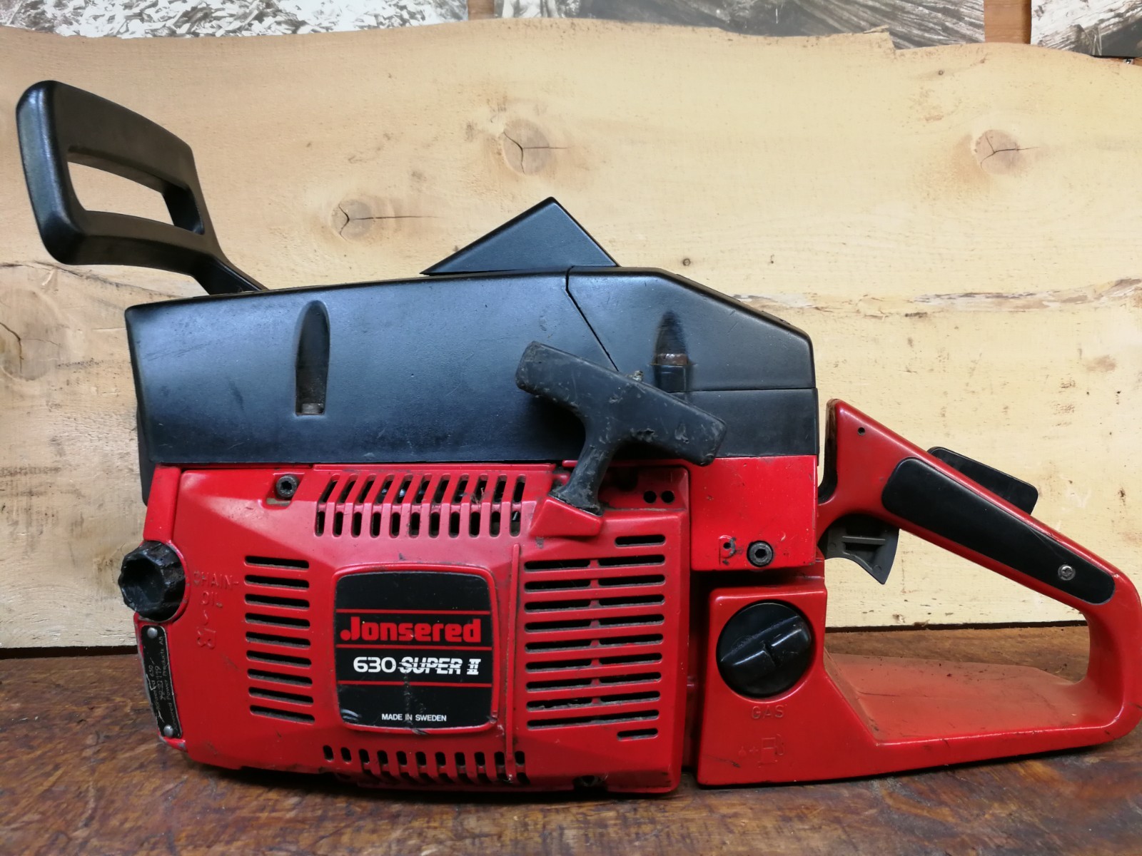 JONSERED 630 SUPER II CHAINSAW WITH NO HANDLEBAR HANDLE 670