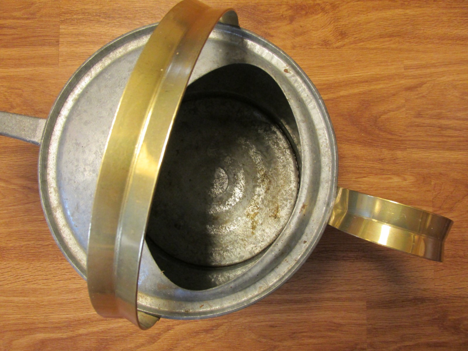 WATERING GALVANIZED METAL CAN WITH SPOUT AND 2 GOLD TONE HANDLES!