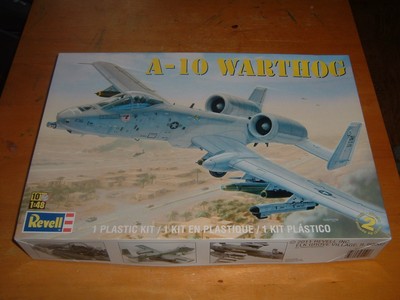 2011 REVELL Model A10 WARTHOG Kit 855521 SCALE 148