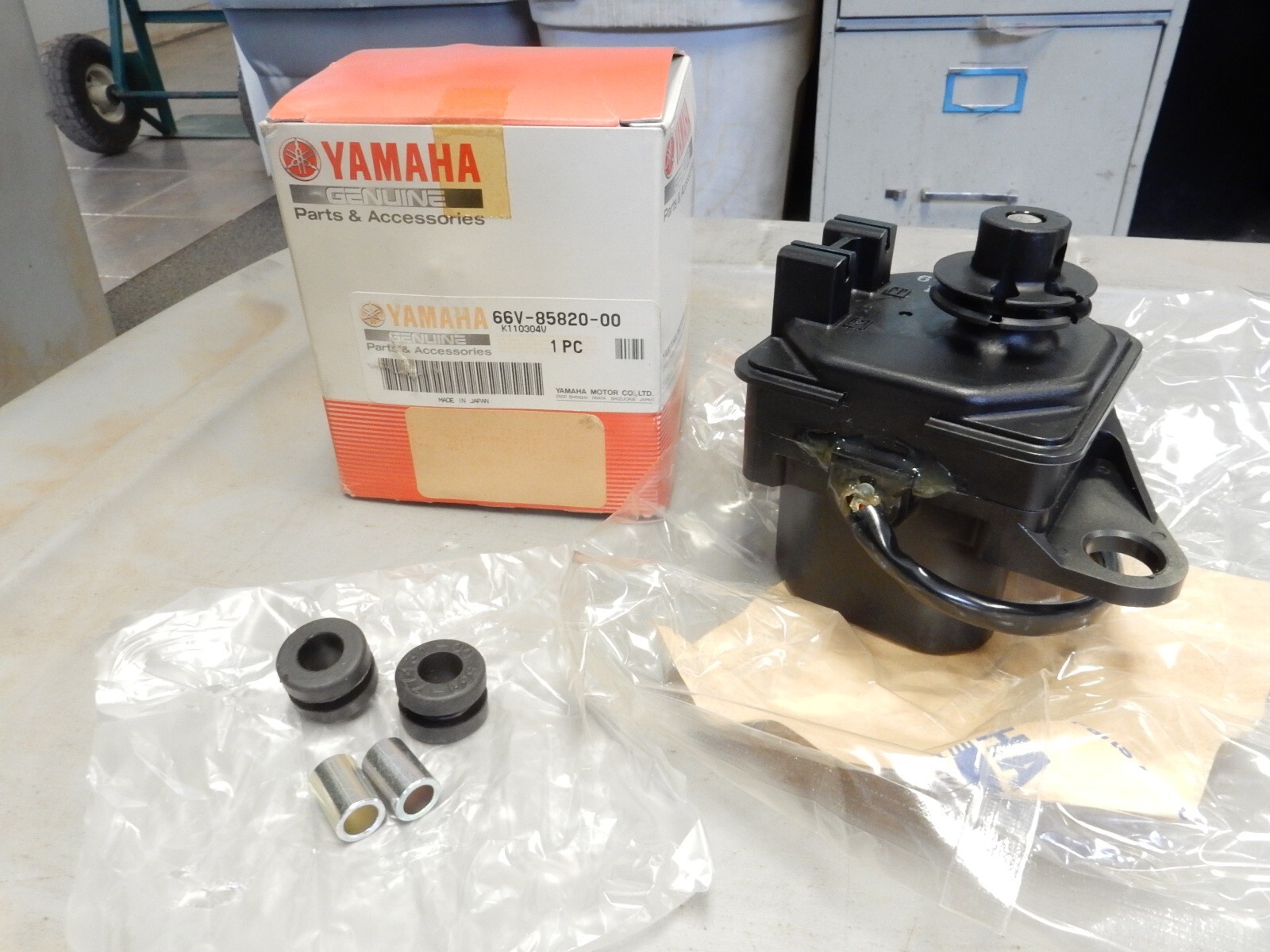 NOS Yamaha Servo Motor Assy 99 & 01 XA1200 00 XL1200 00-01 NOS Yamaha Servo Motor Assy 99 & 01 XA1200 00 XL1200 00-01