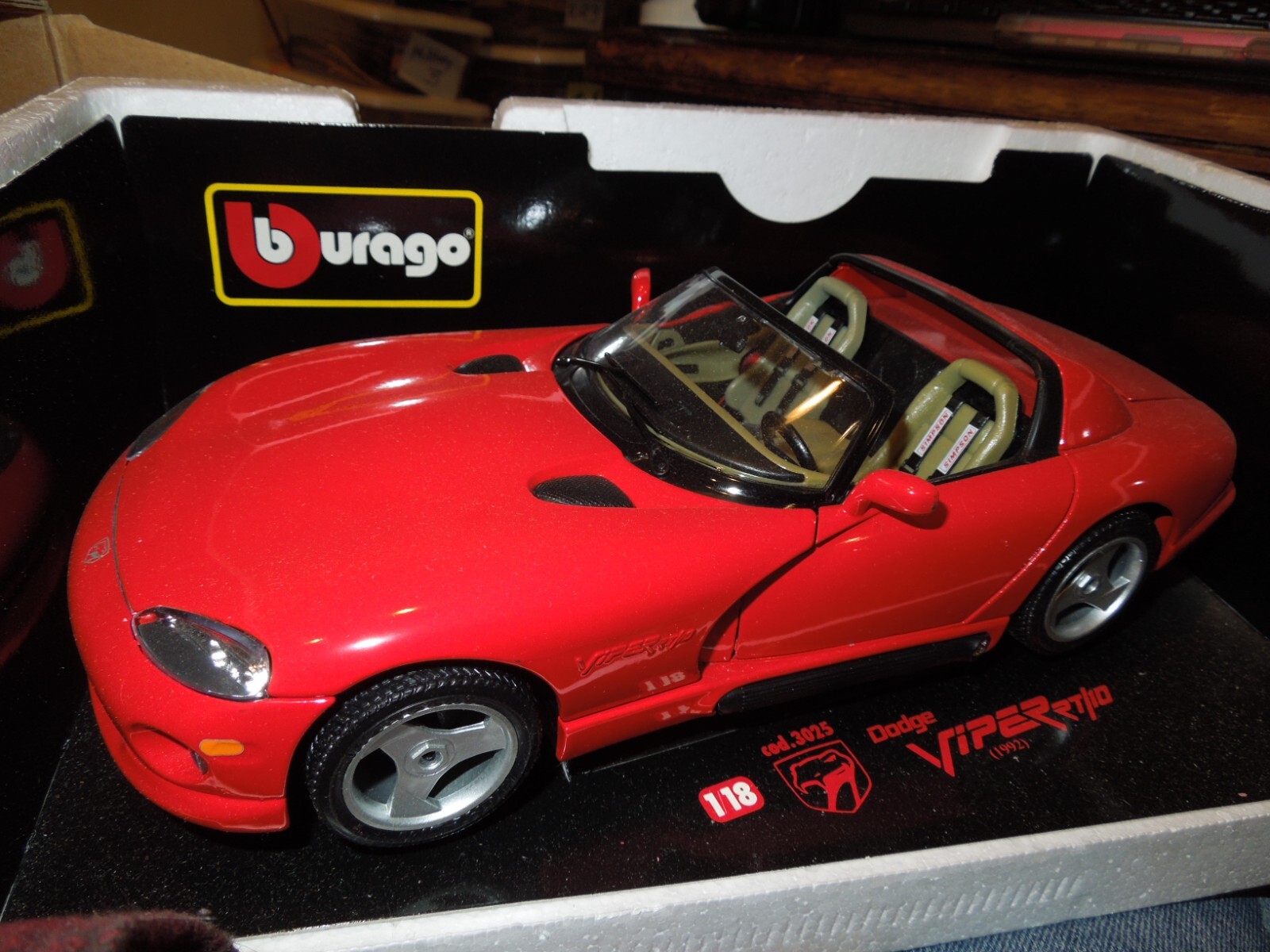 ブラーゴ　BURAGO 1/18 Dodge Viper RT/10 2台セット Vintage Red 1992 Bburago Dodge Viper RT/10 1:18 Die Cast