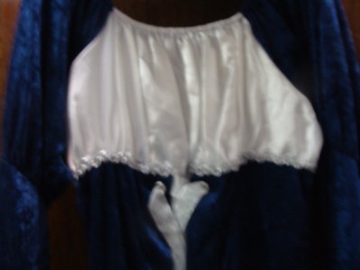 QUEEN HALLOWEEN COSTUME LADIES SIZE SMALL