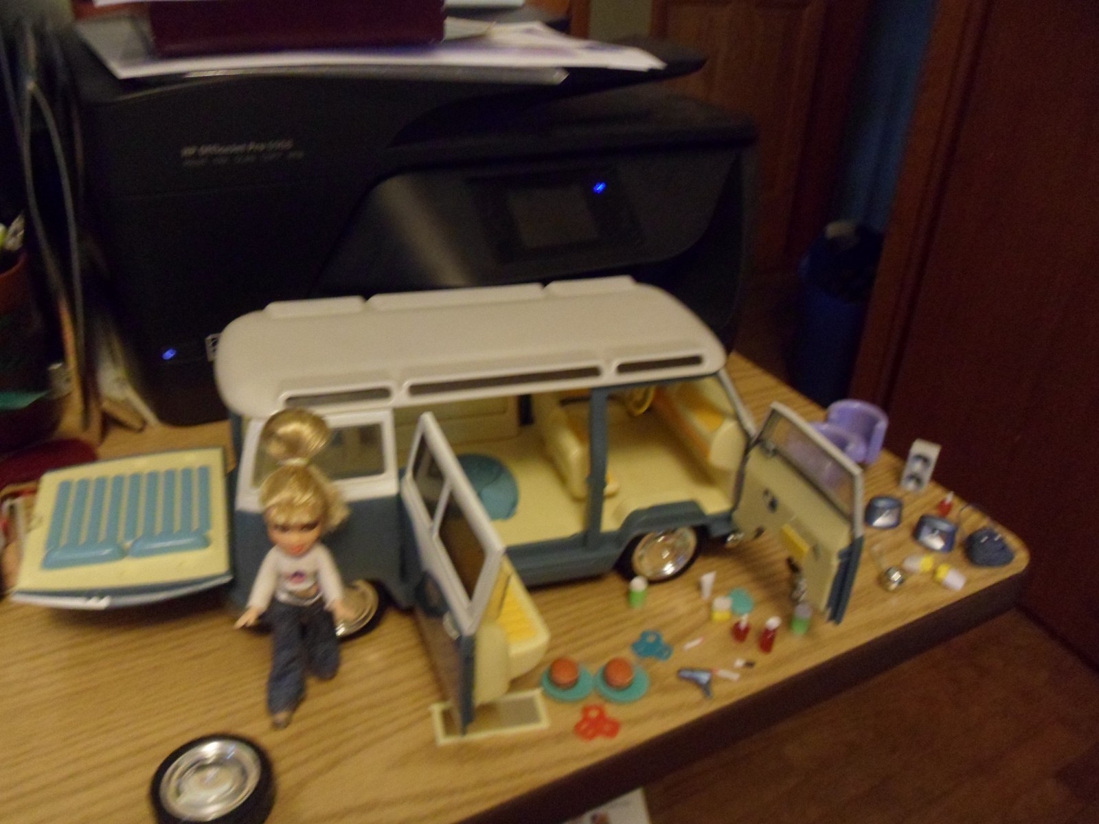 2004 Plastic 11