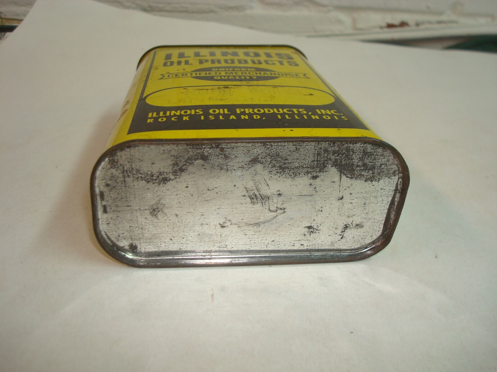 Vintage Illinois Oil Products Linseed Oil Can, Rock Island, Illinois