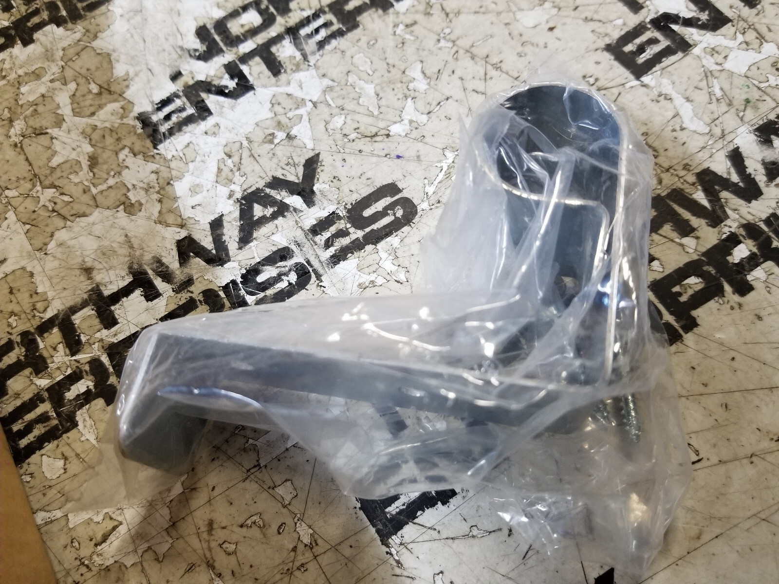 25Pcs Viking 16234 Pipe Guide Brackets - Picture 1 of 5