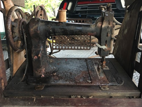 Vintage White Sewing Machine