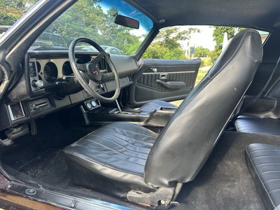 image 4 of interior