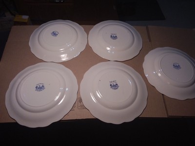 5 PLATES  - FLOW BLUE - 