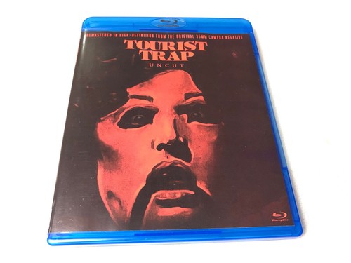 Tourist Trap (1979) Like New Blu-ray - Uncut! - Connors, Roberts - Full Moon