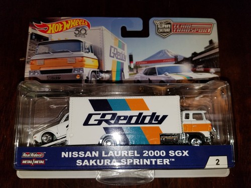 Hot Wheels 2018 Team Transport Nissan Laurel 2000 SGX Sakura