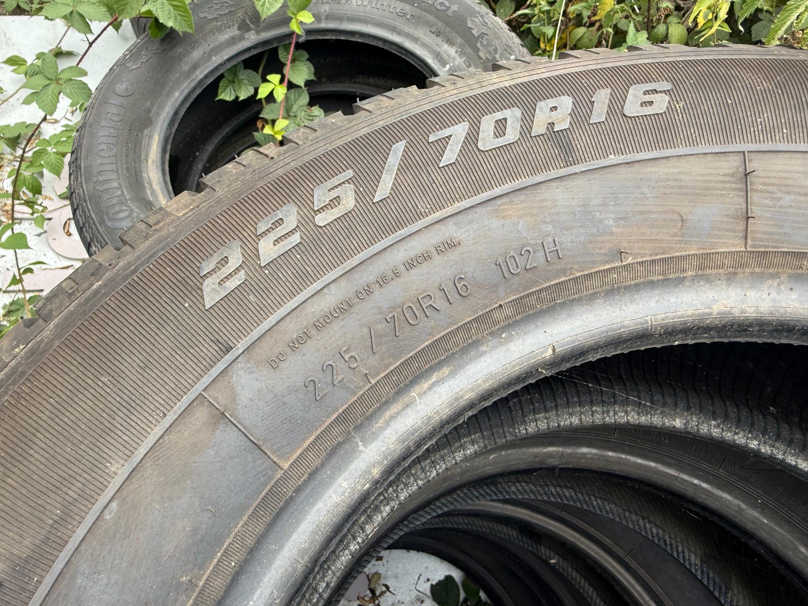 New 225 70 16 Goodyear, Wrangler HP, M+S, 102H, x1 Tyre (F1_tyres) FOD YD178