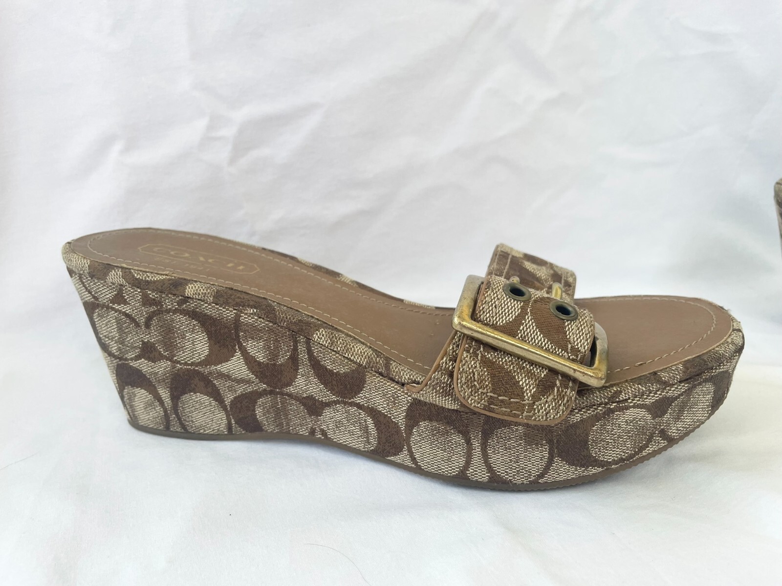 COACH コーチ　モノグラム ウェッジサンダル　8 Coach Monogram Logo Simone Wedge Sandal Jacquard Brown Slip