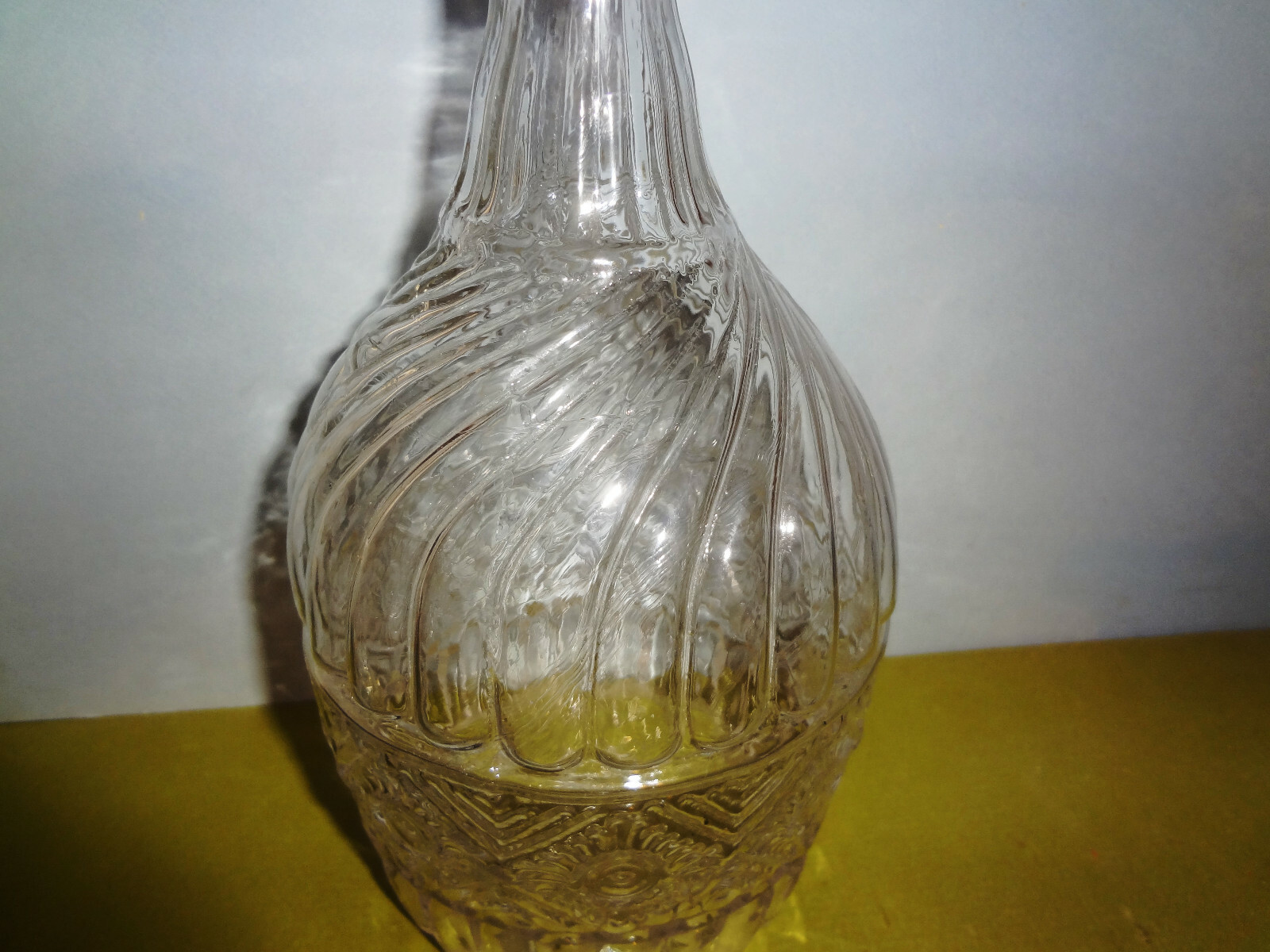 VR MT. VERNON GLASS c1820-40 SUNBURST in SQUARE #10-QT. BOTTLE - GIII-2 - TYPE 2