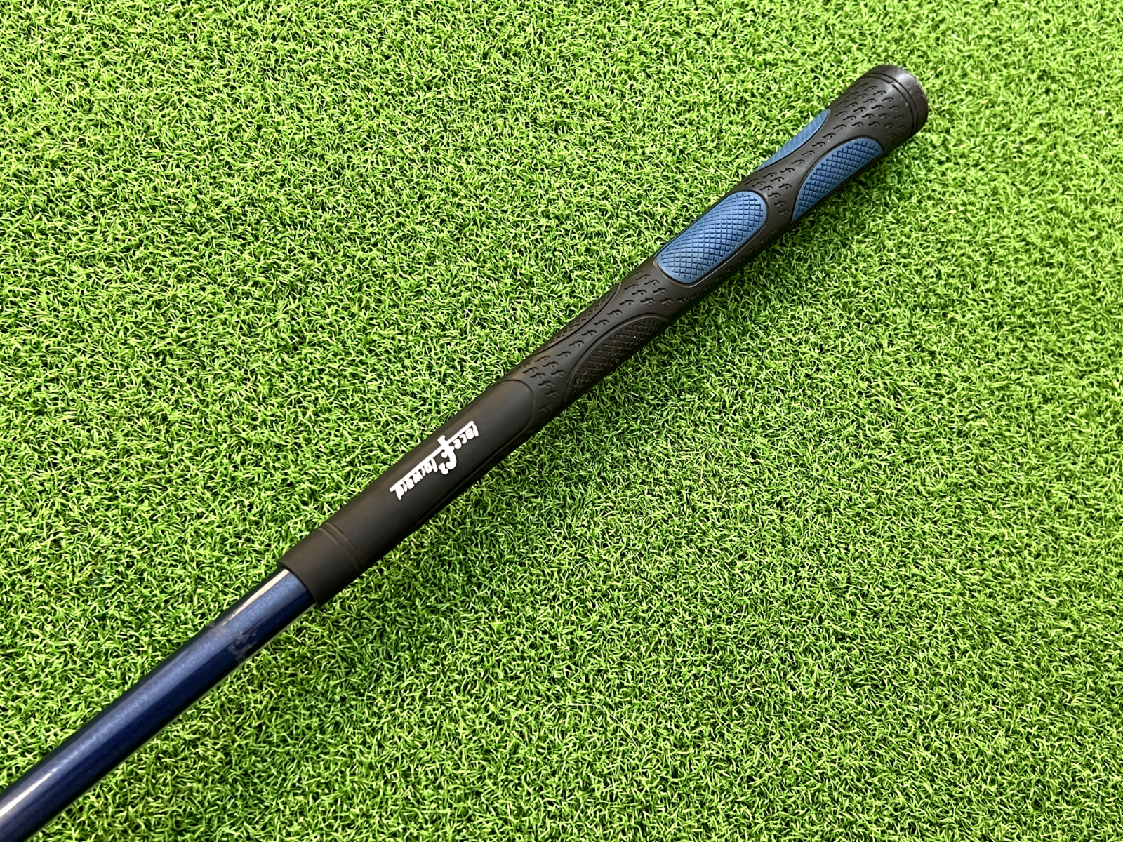 F2 SERIES PLUS Face Forward (4) IRON Right Handed Graphite Regular Flex Used Set