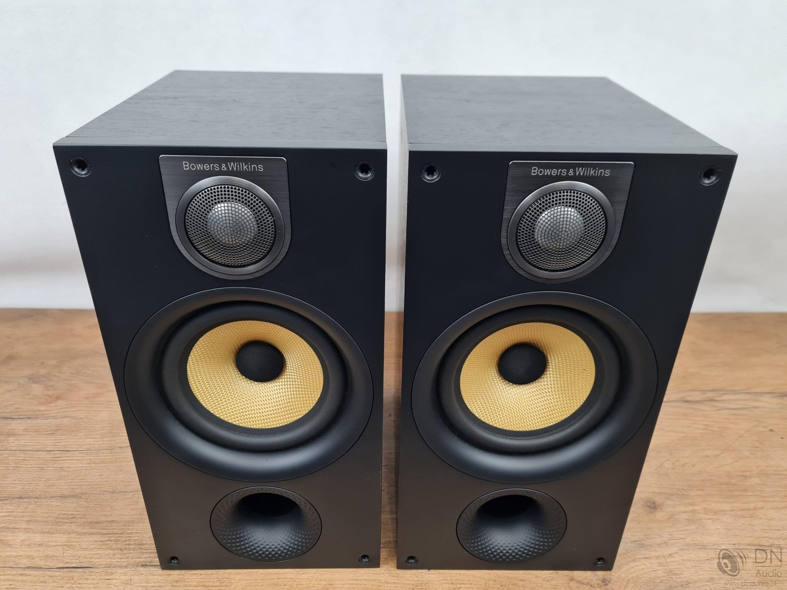 Bowers & Wilkins B&W スピーカー 686 Bowers and Wilkens 686 2-way Bookshelf Speakers | eBay