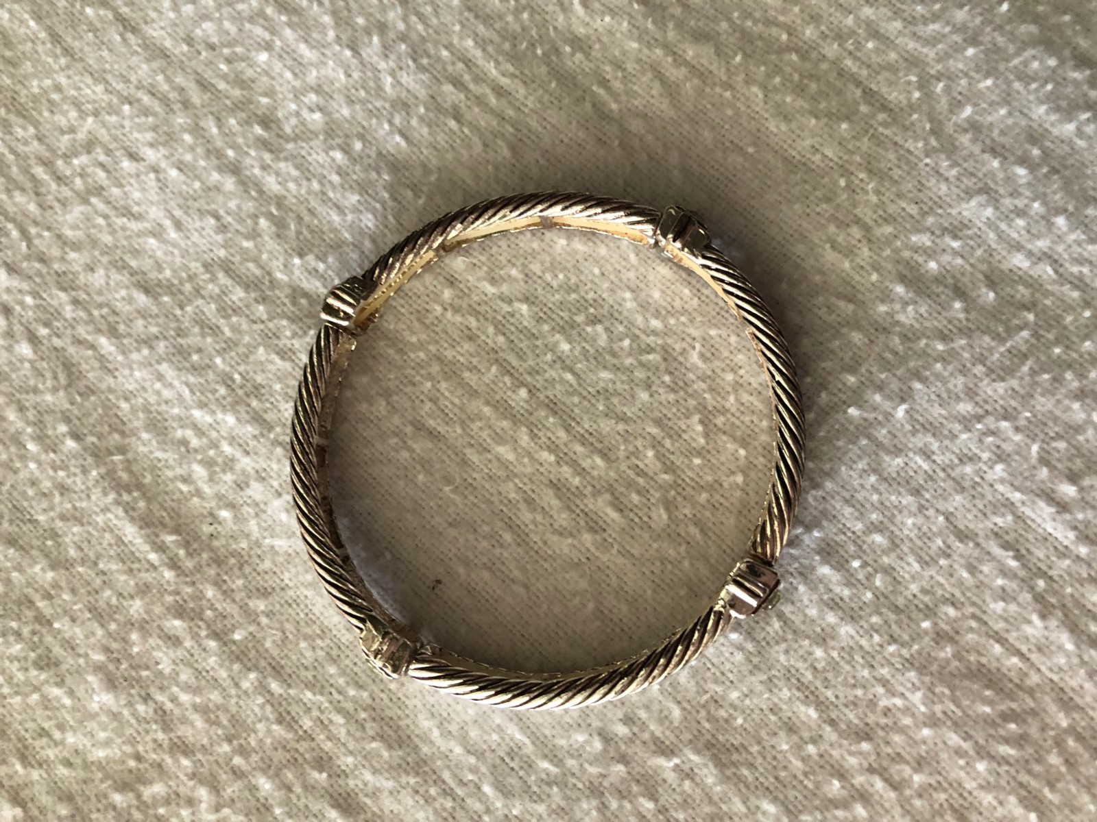 VINTAGE UNSIGNED TEXTURED SILVER-TONE CUFF BRACELET 4/FOUR (4) RHINESTONES