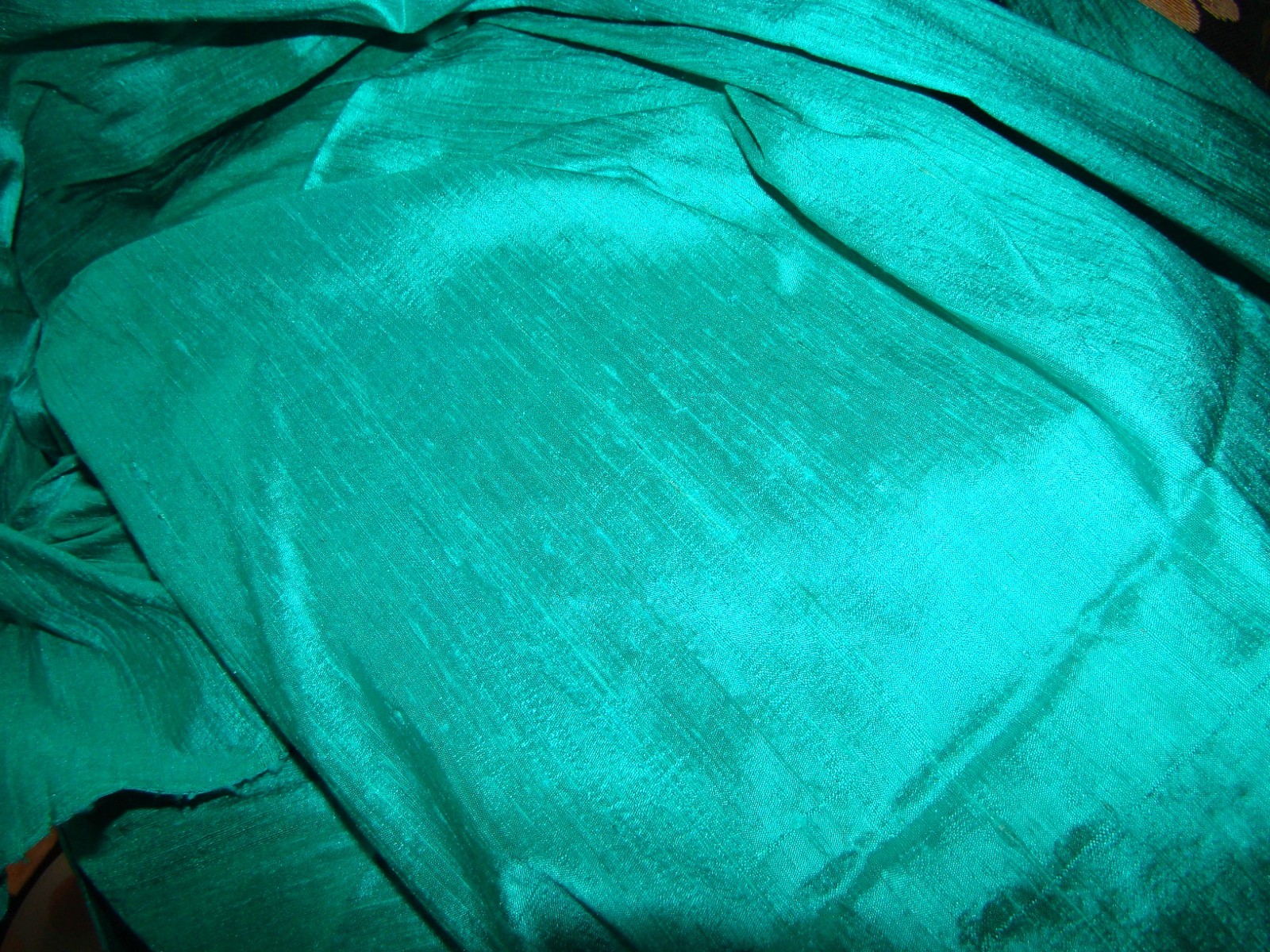VINTAGE Green PURE SILK FABRIC ***** TWO YARDS 43