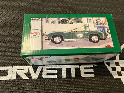1963 Dino Sinclair Corvette Roadster Diecast Car Bank NEW IN BOX 1:24
