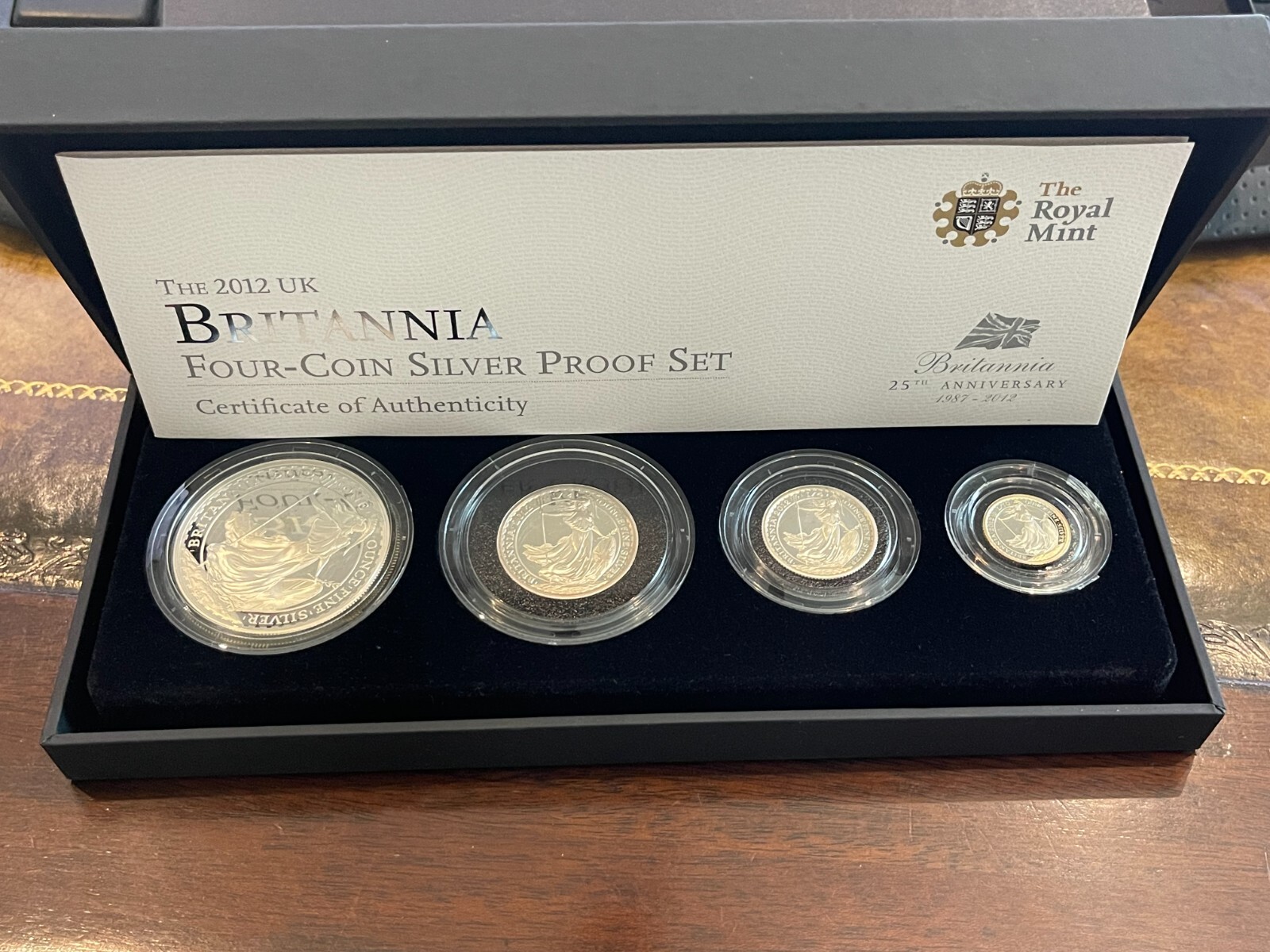 貨幣 2012  Mint Britannia Four Coin 2012 United Kingdom Royal Mint Four-Coin Silver Britannia