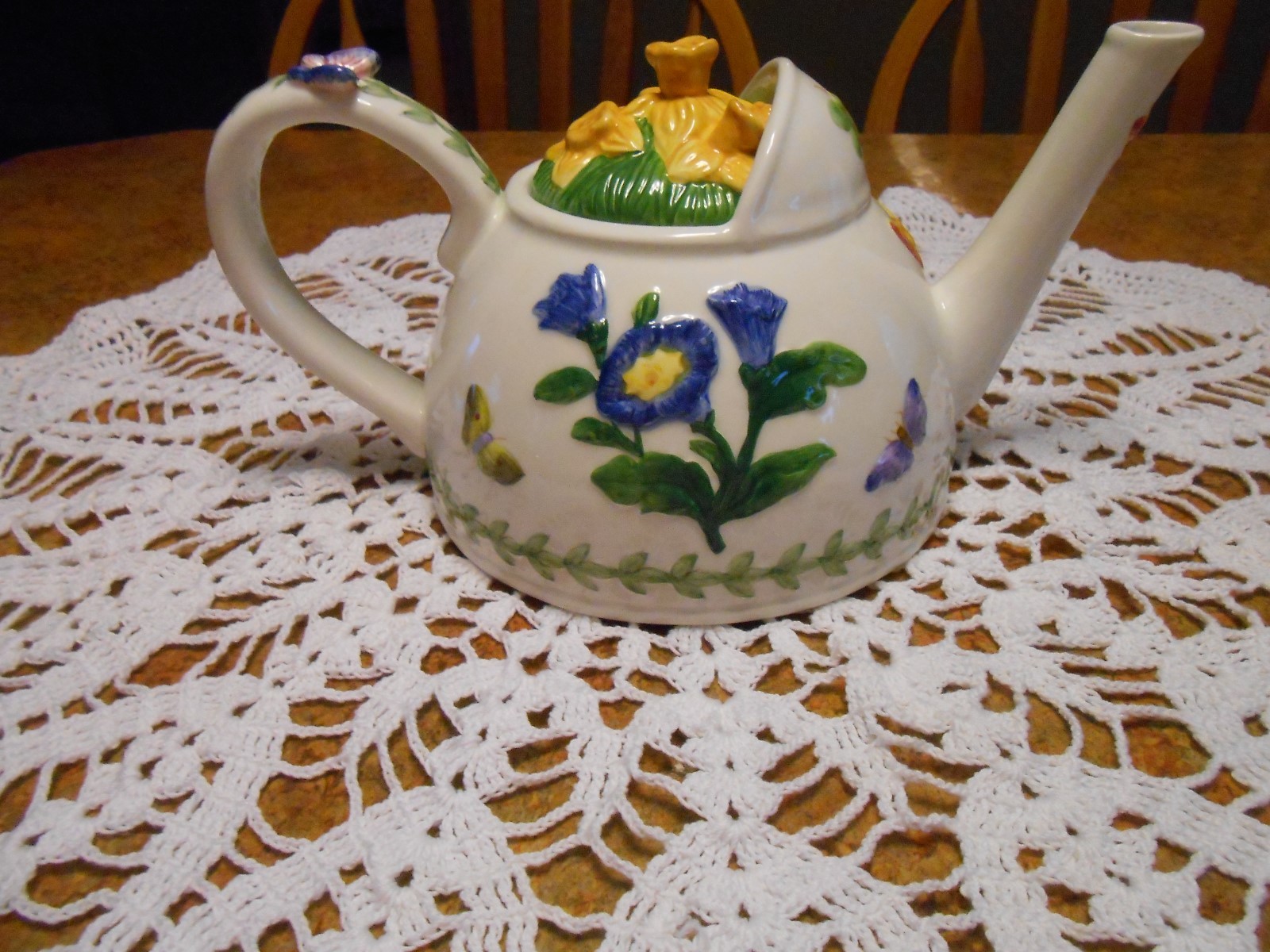 Portmeirion Botanic Garden Counter Top Collection Teapot 2.55pt